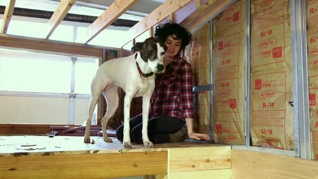 S03:E08 - Lilly's Tiny Circus Home