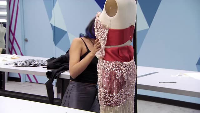 S15:E07 - There IS Crying in Fashion