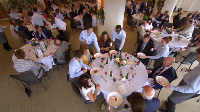 S12:E45 - Banquet