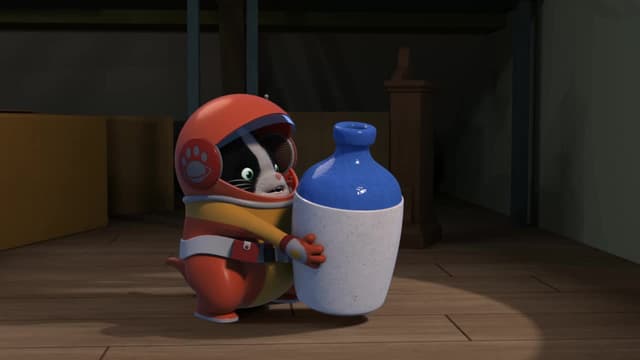 S01:E11 - Undercover of the Night / UFO: Unidentified Fun Object