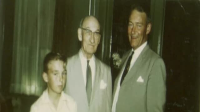 S01:E02 - ¿Quién mató a Papá Noel?