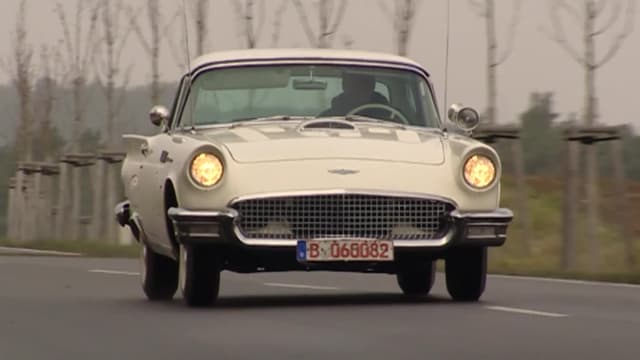 S02:E12 - Ford - Two Countries, One History