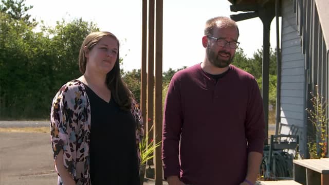 S05:E10 - A Frugal Family