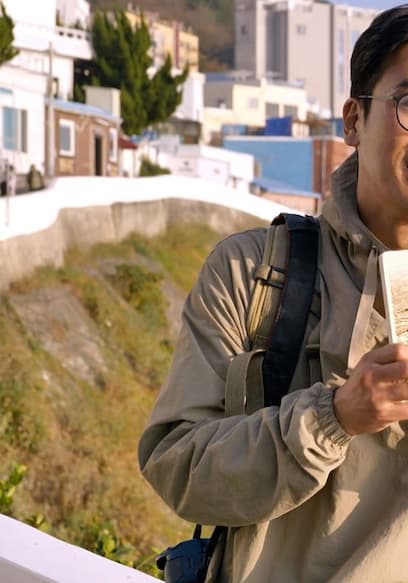 S01:E01 - Busan, Embracing Picture-Perfect Landscapes poster