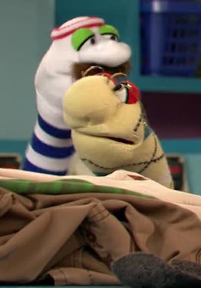 S39:E03 - Sock Chaos at the Laundromat poster