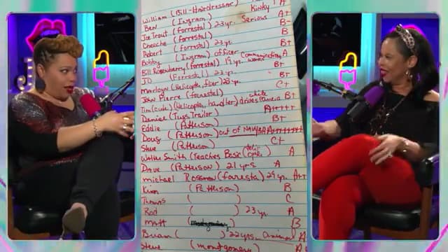 S01:E08 - Booty Cleavage