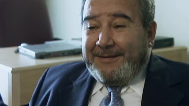 S01:E07 - Tráfico mortal