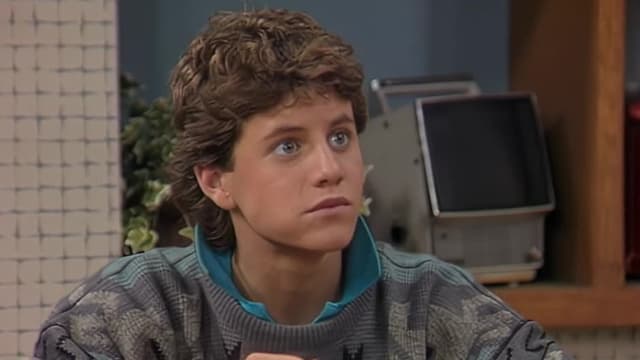 S02:E08 - Jason's Rib