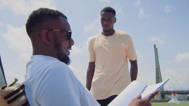 S01:E02 - They're Singing Only When You're Winning