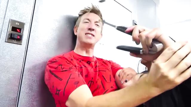 S01:E04 - Why Is Melvin Back!