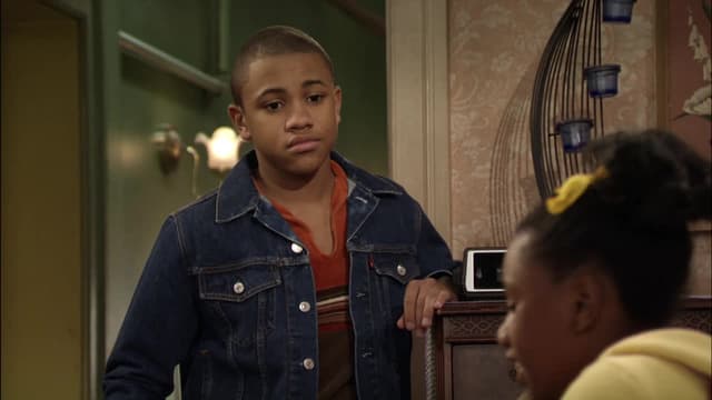 S02:E16 - Everybody Hates Chain Snatching