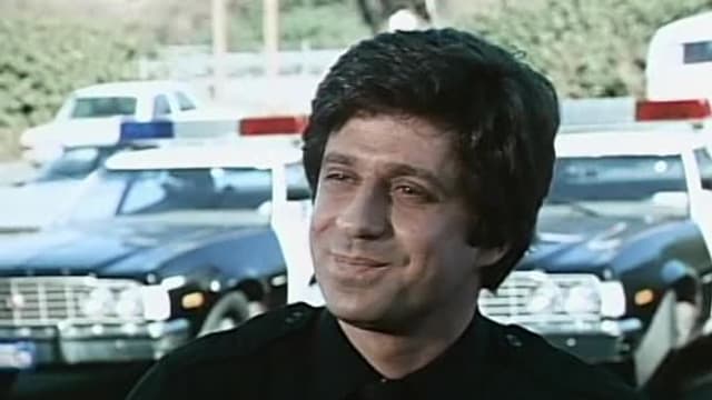 S03:E21 - Officer Dooly