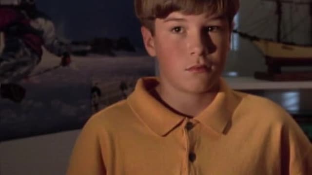 S03:E03 - The Tale of the Phone Police
