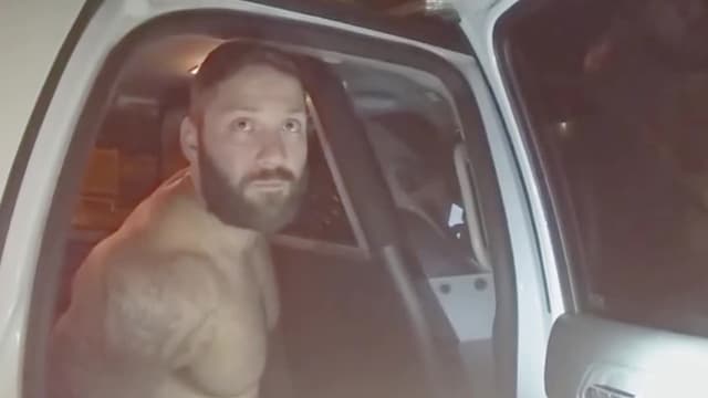 S01:E03 - Indecent Exposure