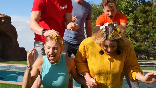 S02:E11 - Twin Birthday Surprise