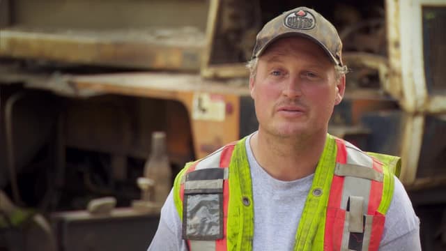 S02:E05 - Know When to Hold ‘Em