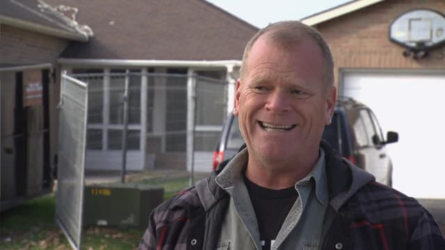 S01:E02 - Moving Up in the World