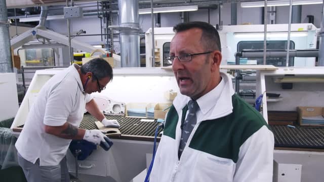 S01:E05 - Bentley Bentayga