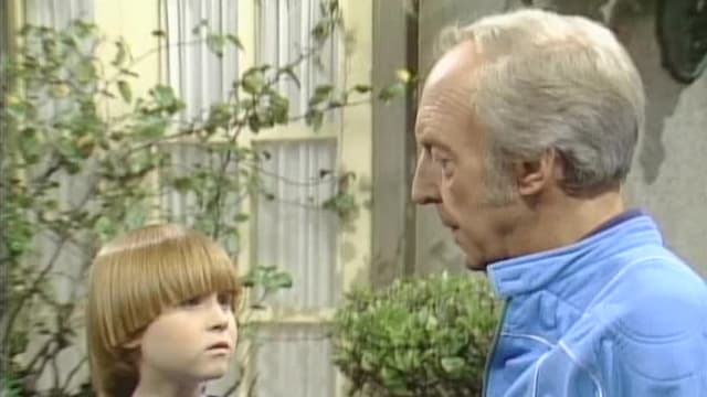 S07:E717 - Sam's New Pal