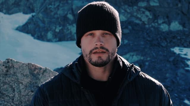 S01:E02 - Dig Deep to Survive