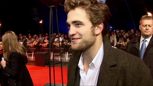 S01:E01 - Heartbreaks