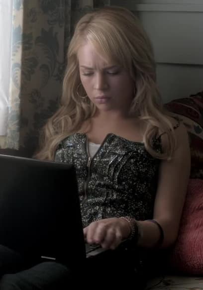 S01:E04 - Heather poster