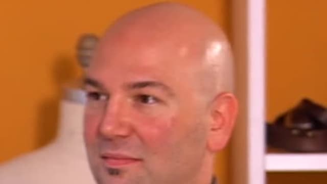 S03:E05 - S03:E04 - Reap What You Sew