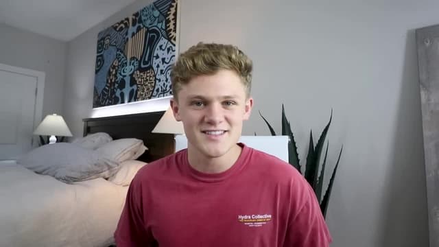 S09:E07 - World's Fastest Car vs. Giant Jenga Tower / YouTube 10 Years Ago Was a Scary Place