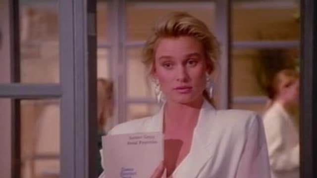 S11:E07 - Mixed Messages