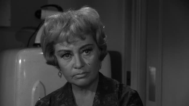 S05:E25 - What's in the Box?