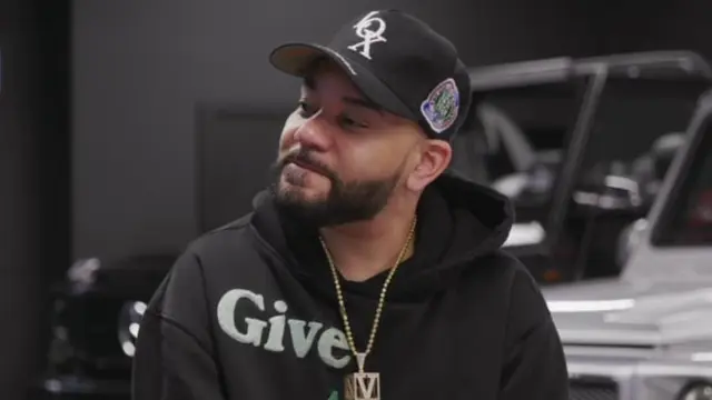 S01:E03 - A Collection to Envy