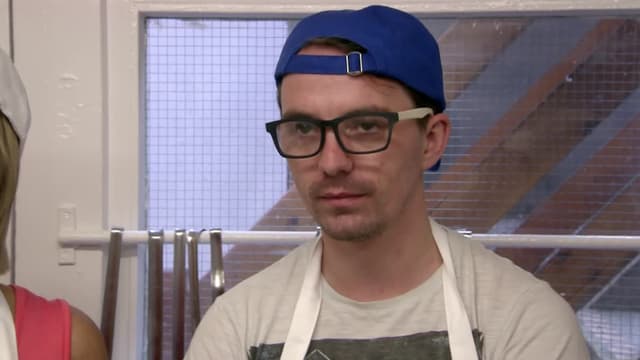 S10:E01 - Scarborough