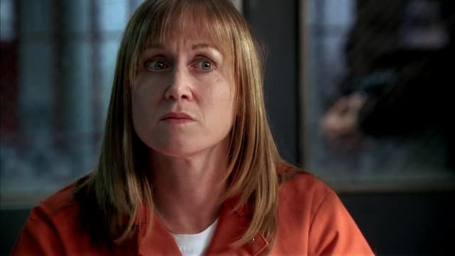 S01:E07 - Double Life Wife