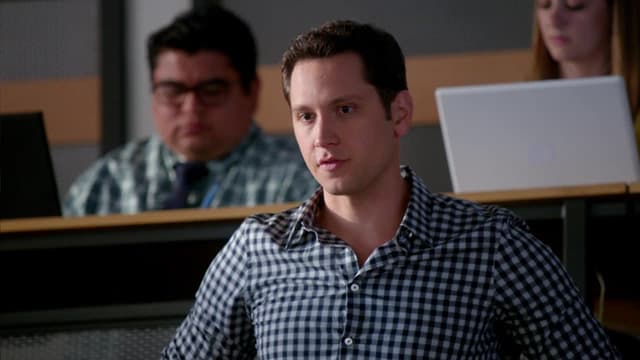 S03:E03 - Always Bet Black