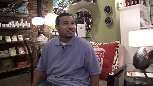 S02:E07 - Living Room Gets Cozy Touch