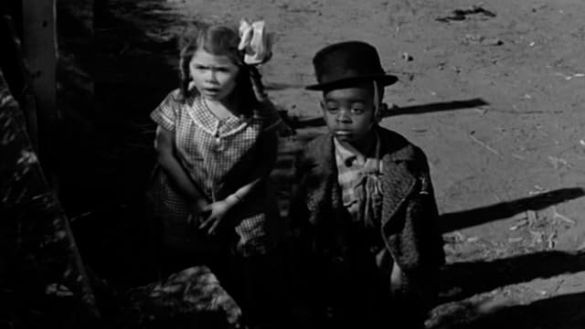 Watch The Little Rascals S01:E68 - Fishy Tales - Free TV Shows | Tubi