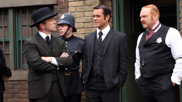 S07:E15 - The Spy Who Came Up to the Cold