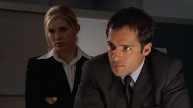 S01:E06 - Fruit Market Underworld