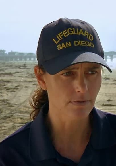 S01:E10 - High Surf, High Stakes! poster