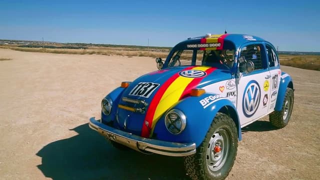 S01:E11 - Episode 11