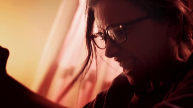 S01:E01 - Deadly Affairs