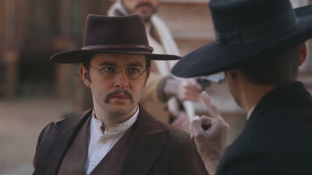 S02:E01 - A Fine Welcome