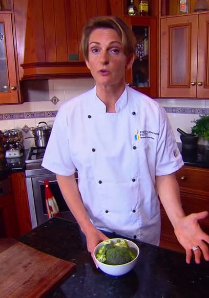 S01:E07 - Cleanse Your Body With Broccoli poster