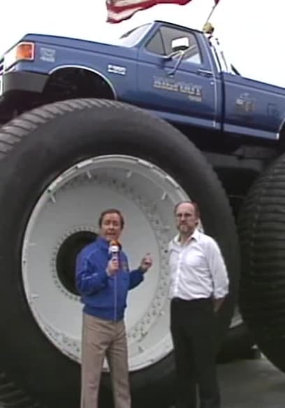 S01:E01 - Monster Trucks Legends poster