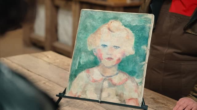 S08:E57 - French Portrait, Charm Bracelet, 30 Day Clock