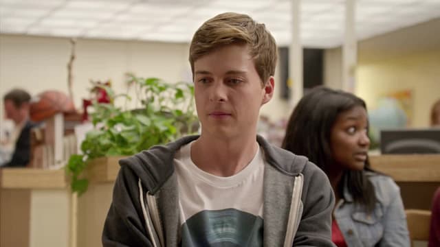 S01:E01 - Pilot