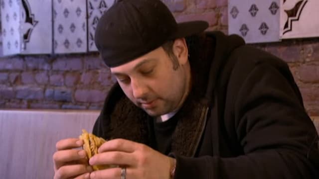 S09:E11 - 7 Chefs Compiten