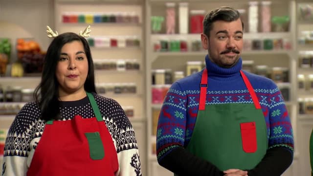 S03:E07 - Christmas Mischief