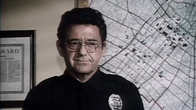 S04:E08 - Monster Manor