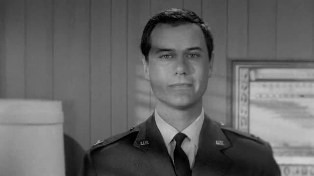 S01:E06 - The Yacht Murder Case